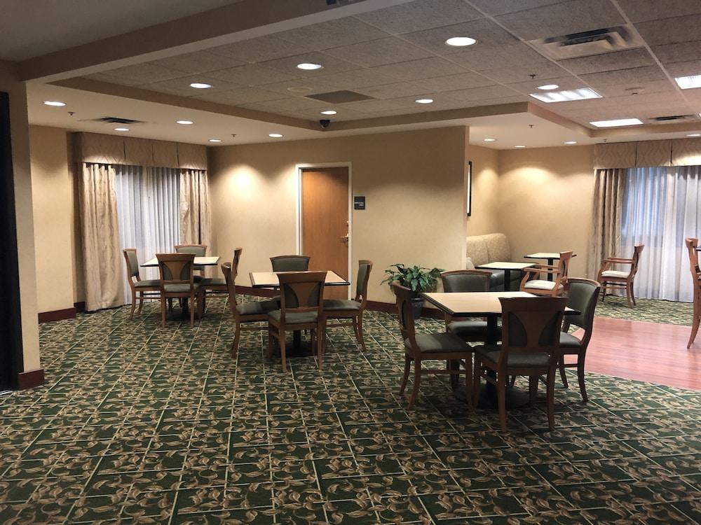 Hampton Inn Sidney Ngoại thất bức ảnh
