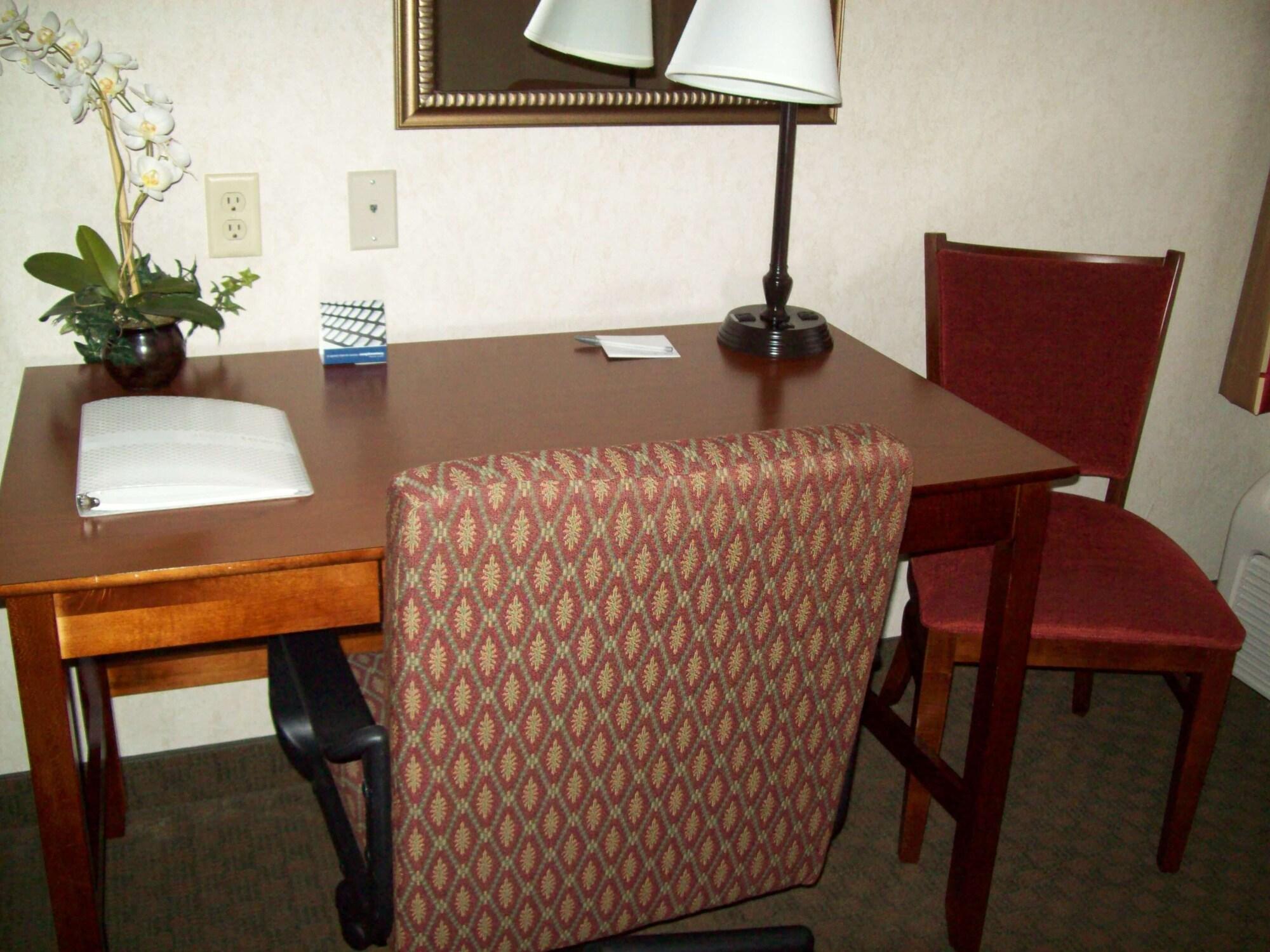 Hampton Inn Sidney Ngoại thất bức ảnh