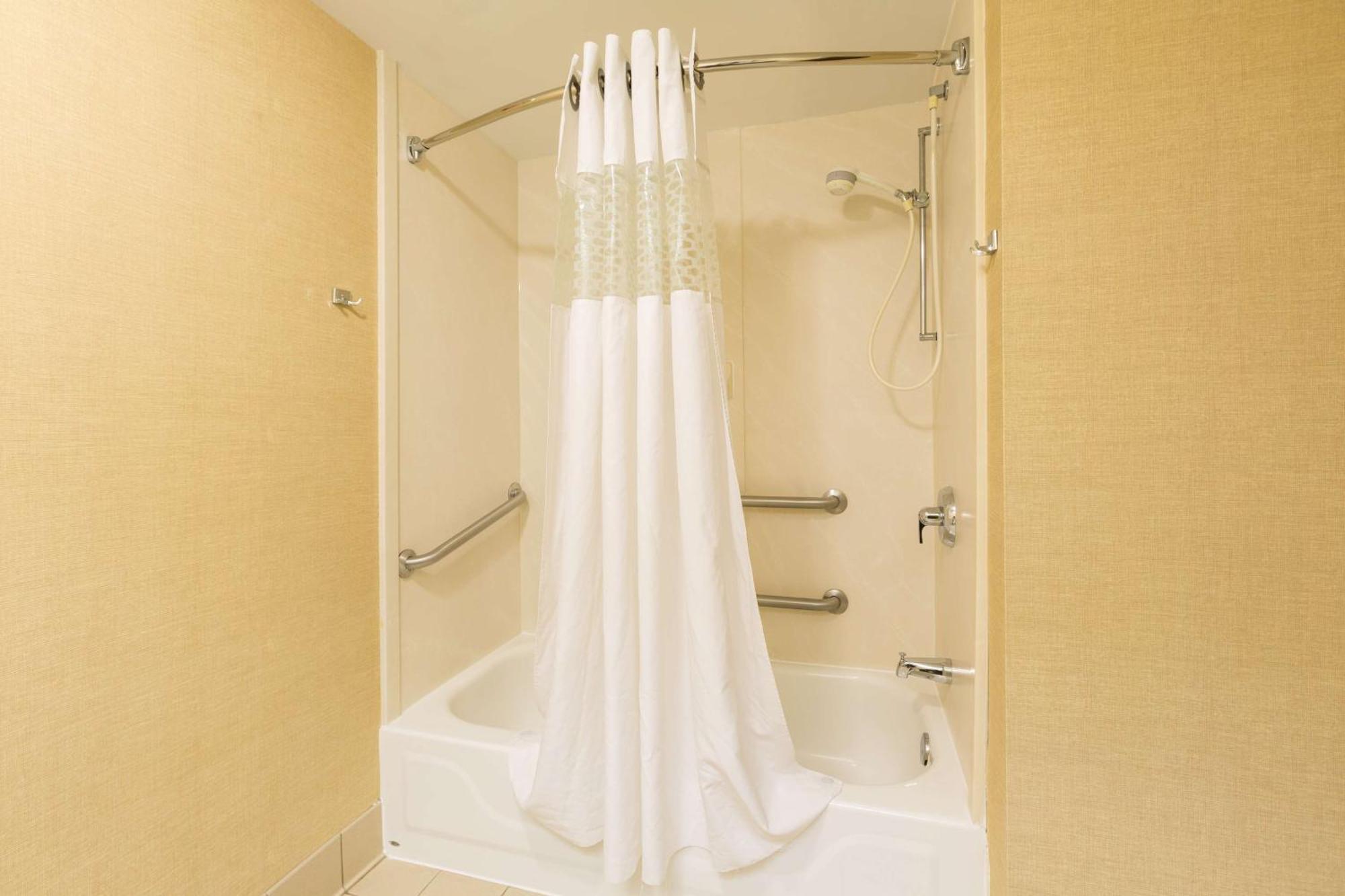 Hampton Inn Sidney Ngoại thất bức ảnh